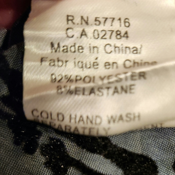 Papillon tunic /dress if on the shorter side. Velvet feel flowers. - Picture 5 of 7